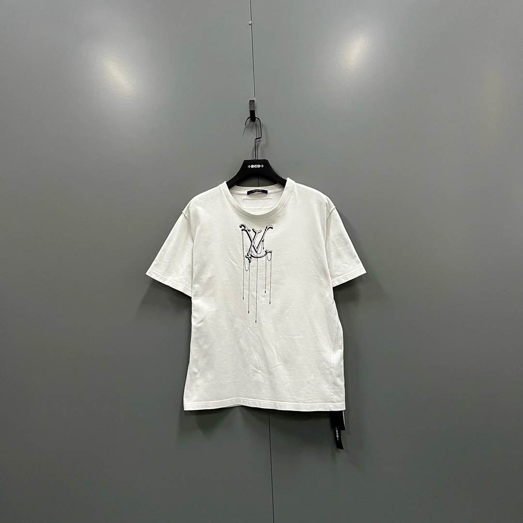 95新 LouisVuitton/路易威登 j2/吊坠刺绣短袖 L码/017758