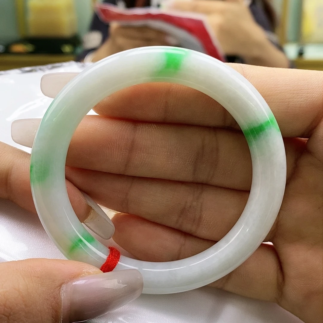 【闪购商品】未镶嵌手镯翡翠