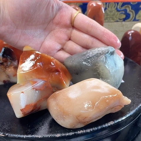 寿山石印石呈*寿山石印石