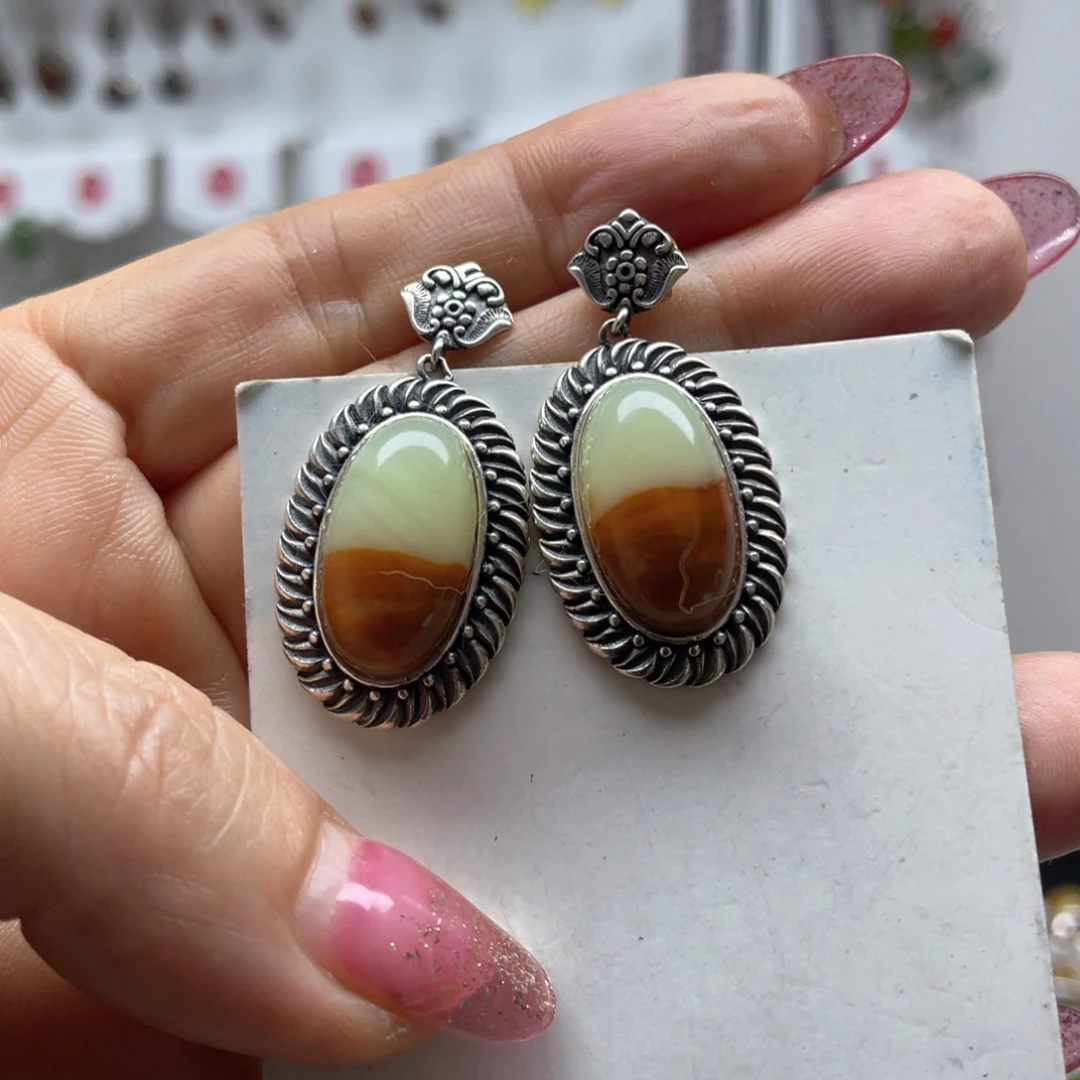 蛇纹石玉耳饰未镶嵌～*霖