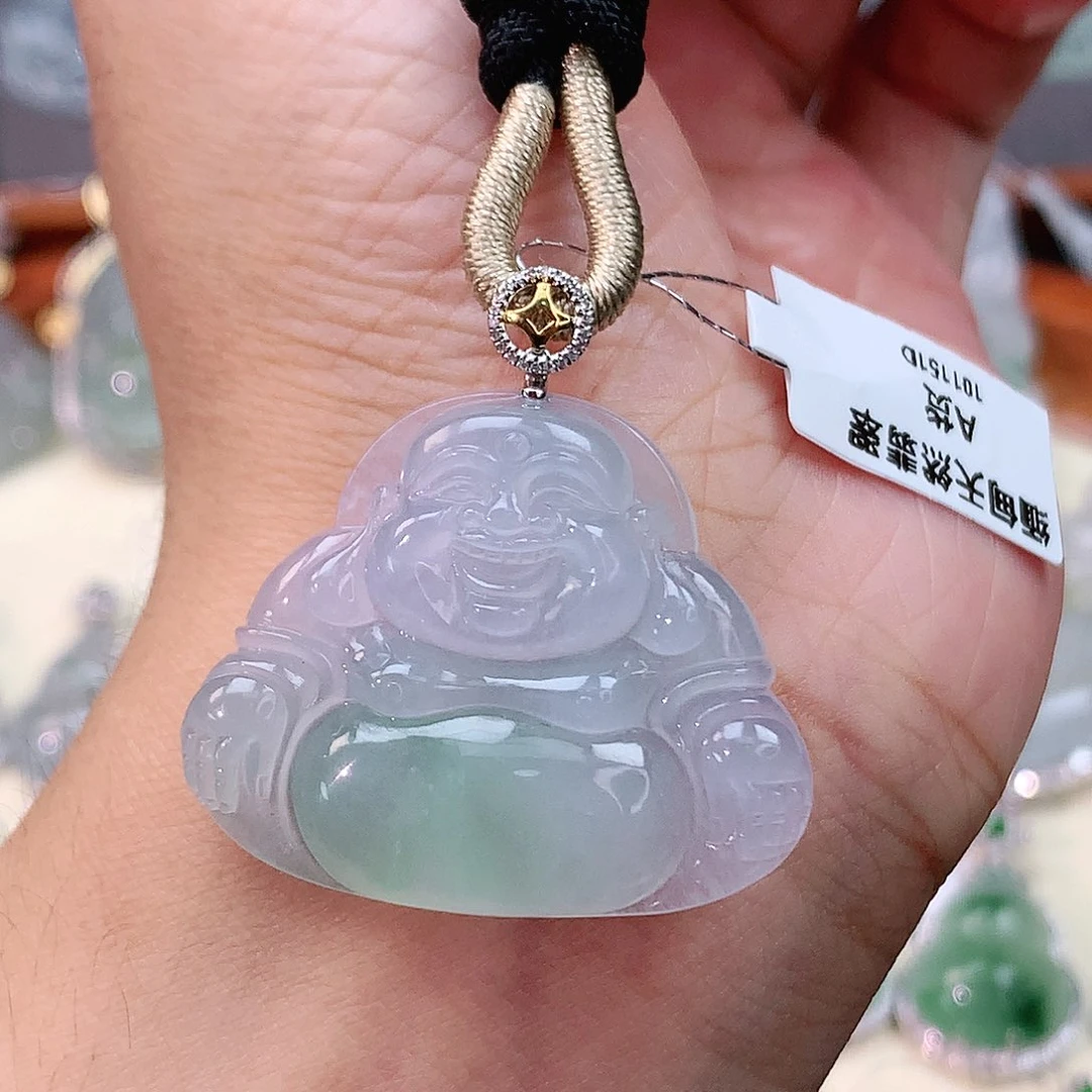 颈饰18K金镶嵌翡翠佛公