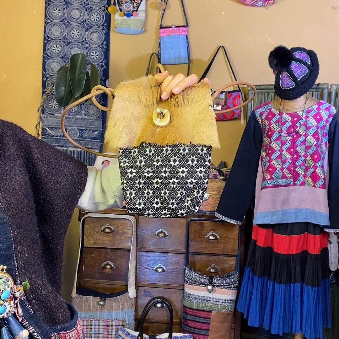 织绣手工制作包包