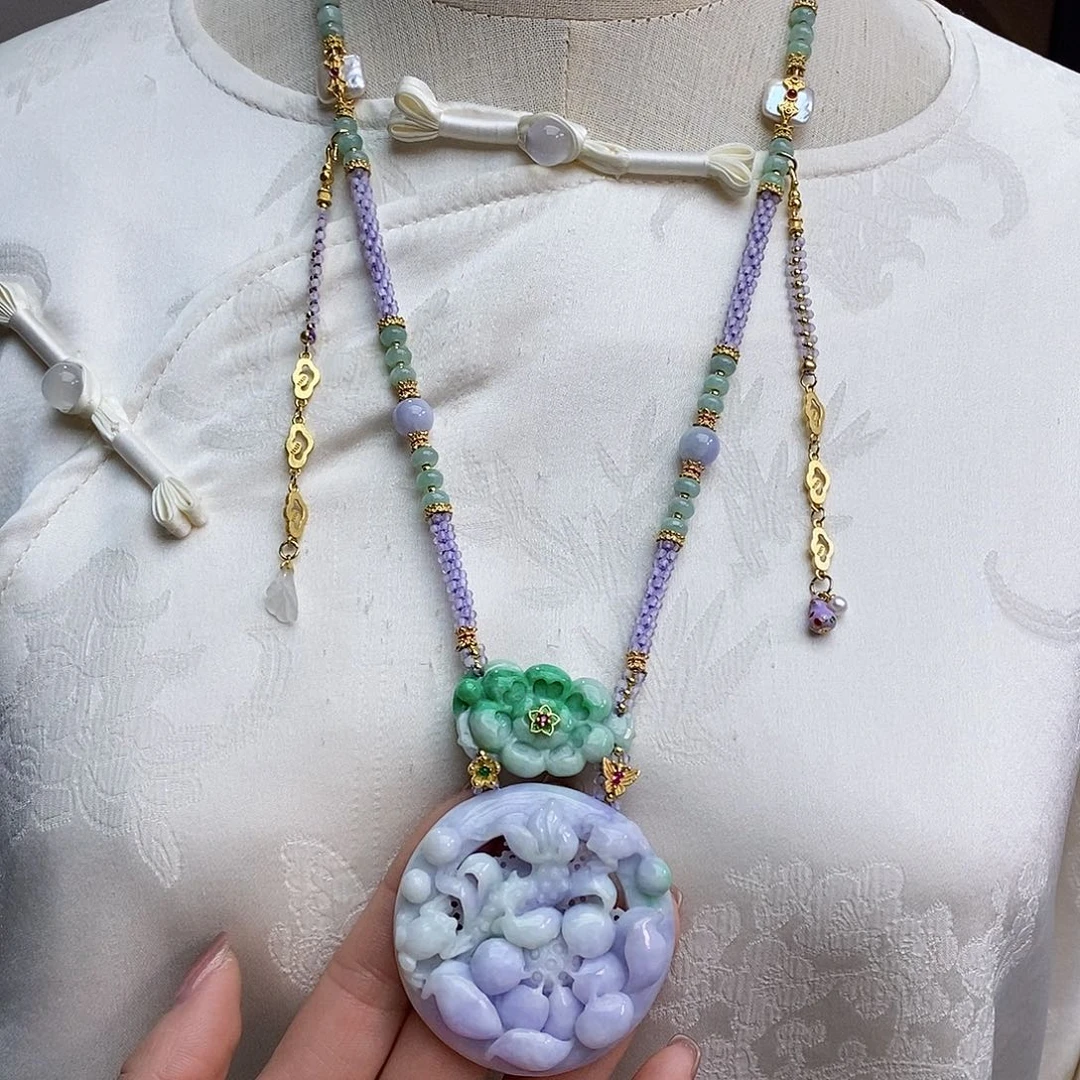 翡翠颈饰未镶嵌天然