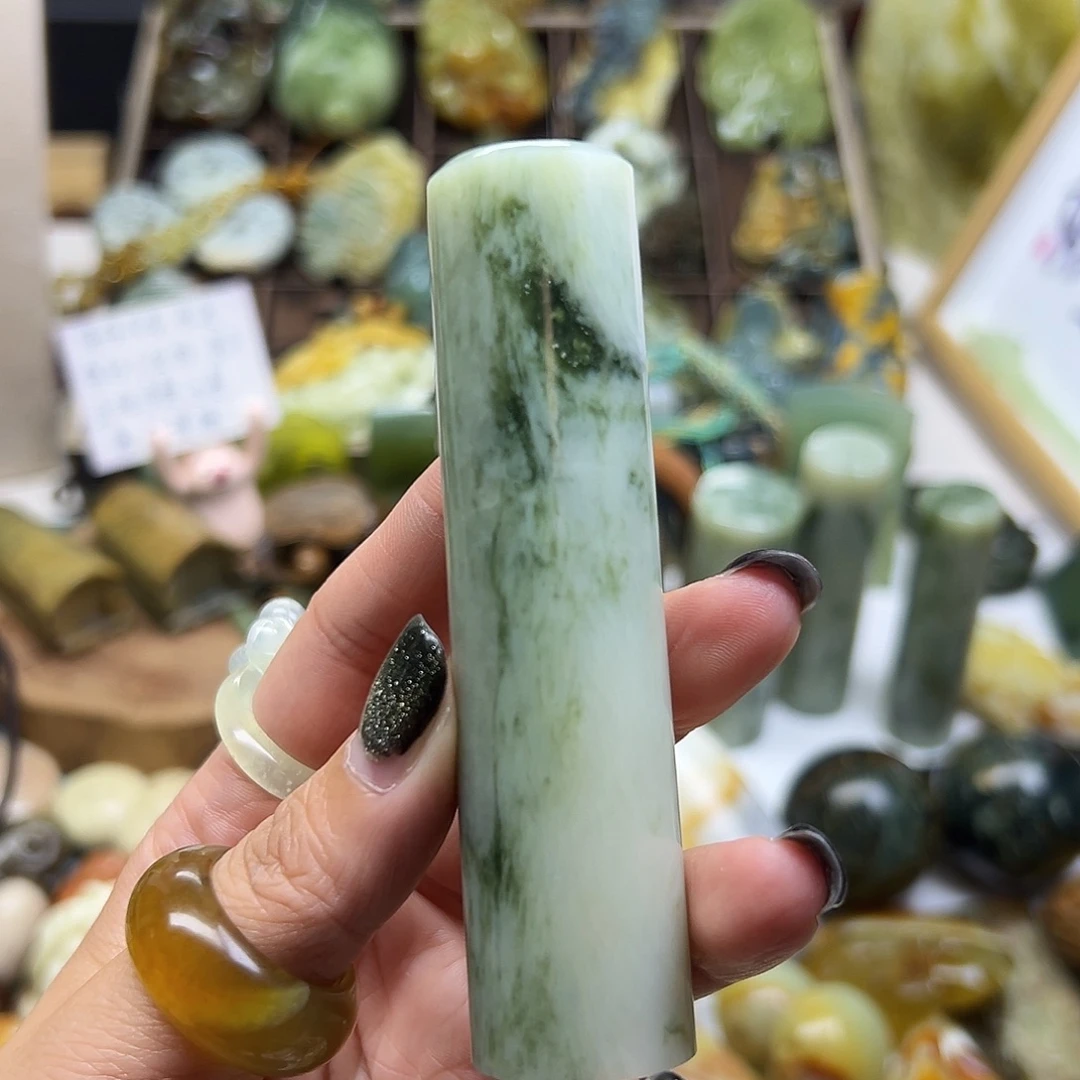 岫玉未镶嵌颈饰老油翠手玩印章都可以有个线
