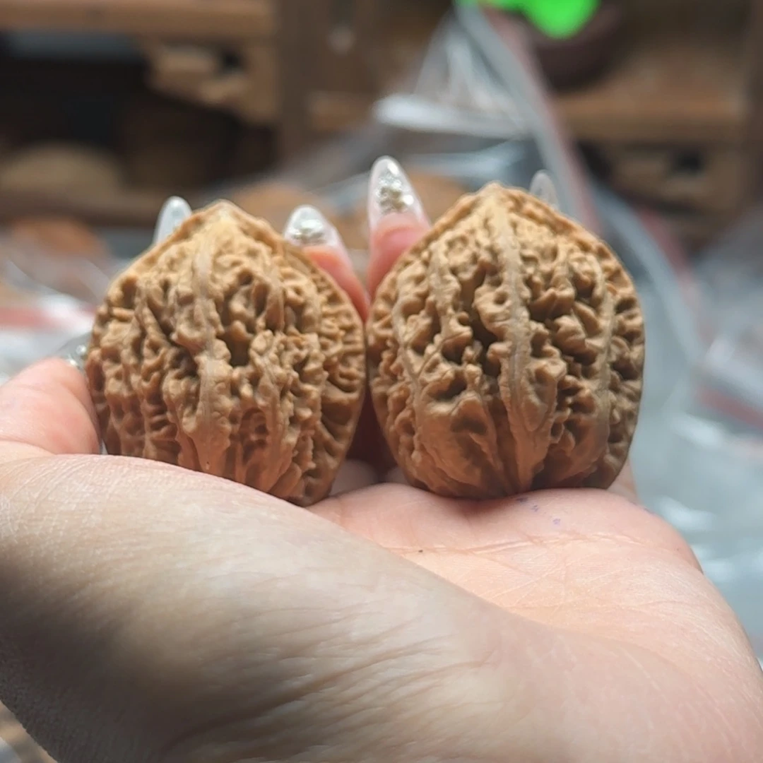 文玩核桃把件关东木子楸百核145