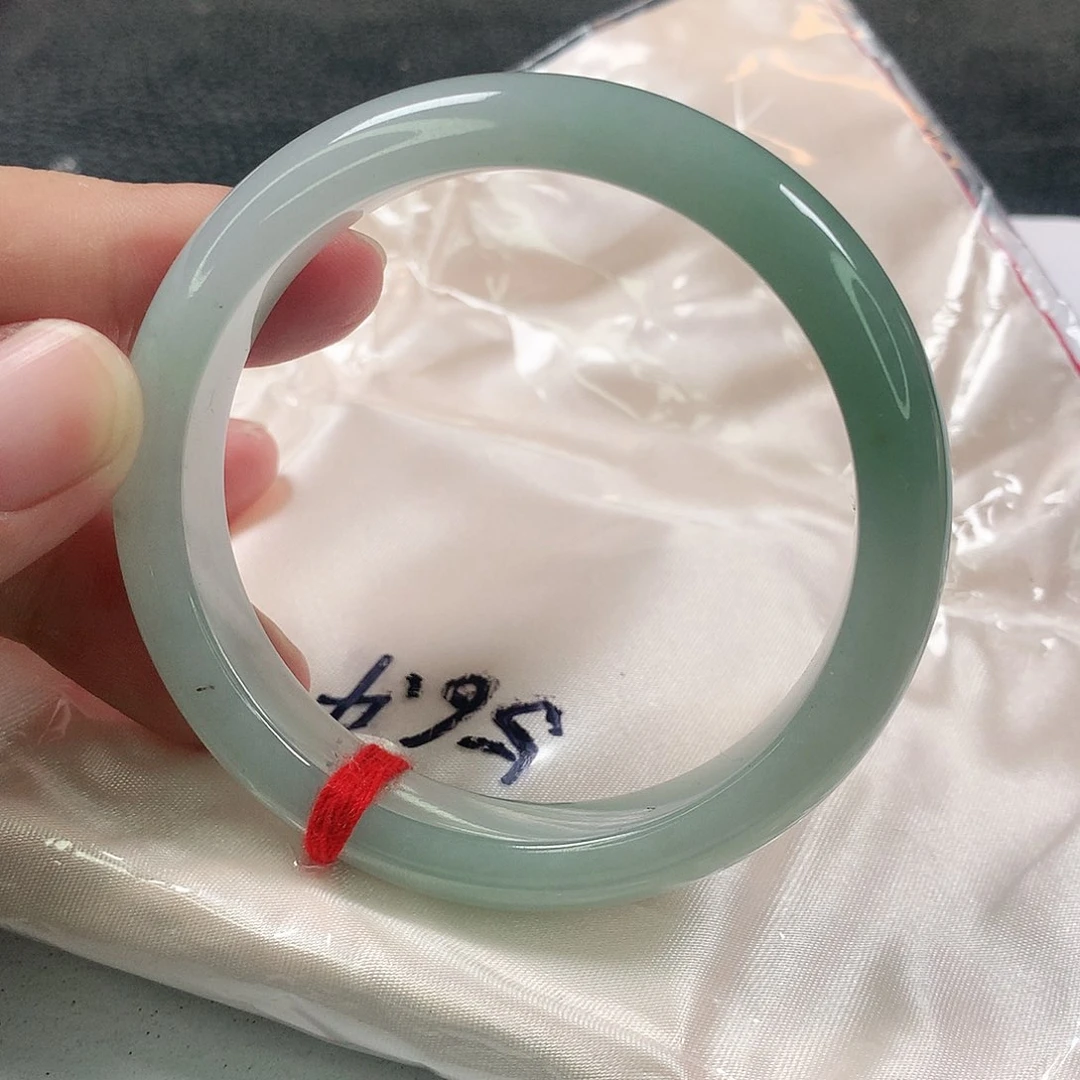 未镶嵌手镯翡翠359