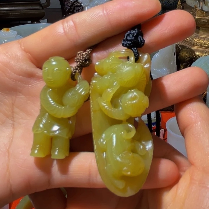 和田玉未镶嵌颈饰老****部