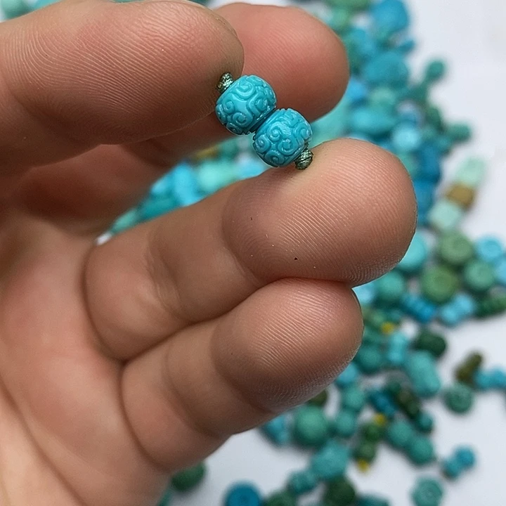 绿松石未镶嵌珠宝奇石