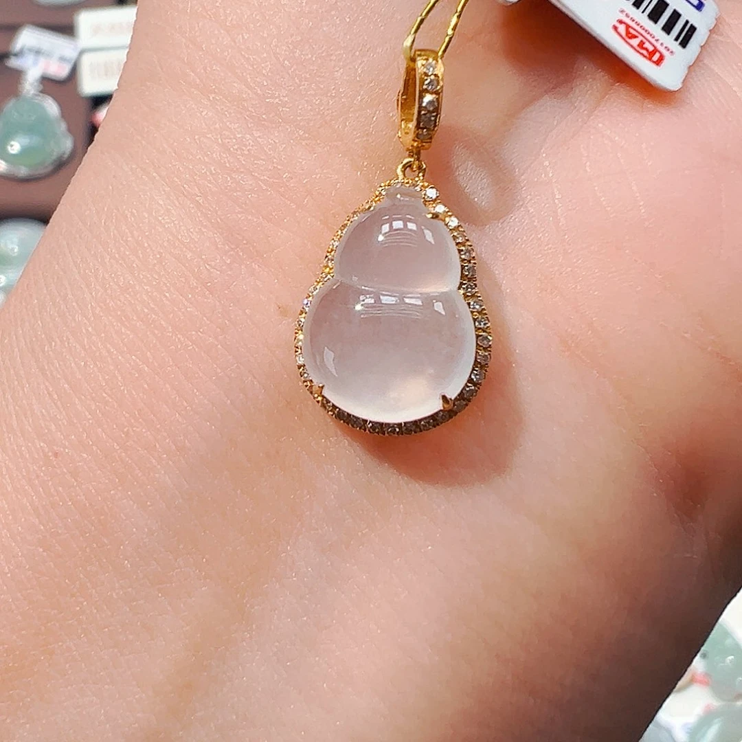 翡翠18K金镶嵌吊坠(不含链)葫芦