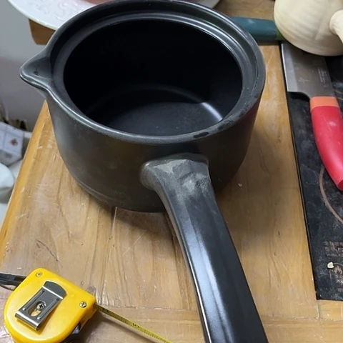 微瑕，明火，口径17高8无盖1.5L变形