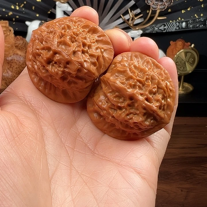 吊坠文玩核桃39全品瓷娃娃