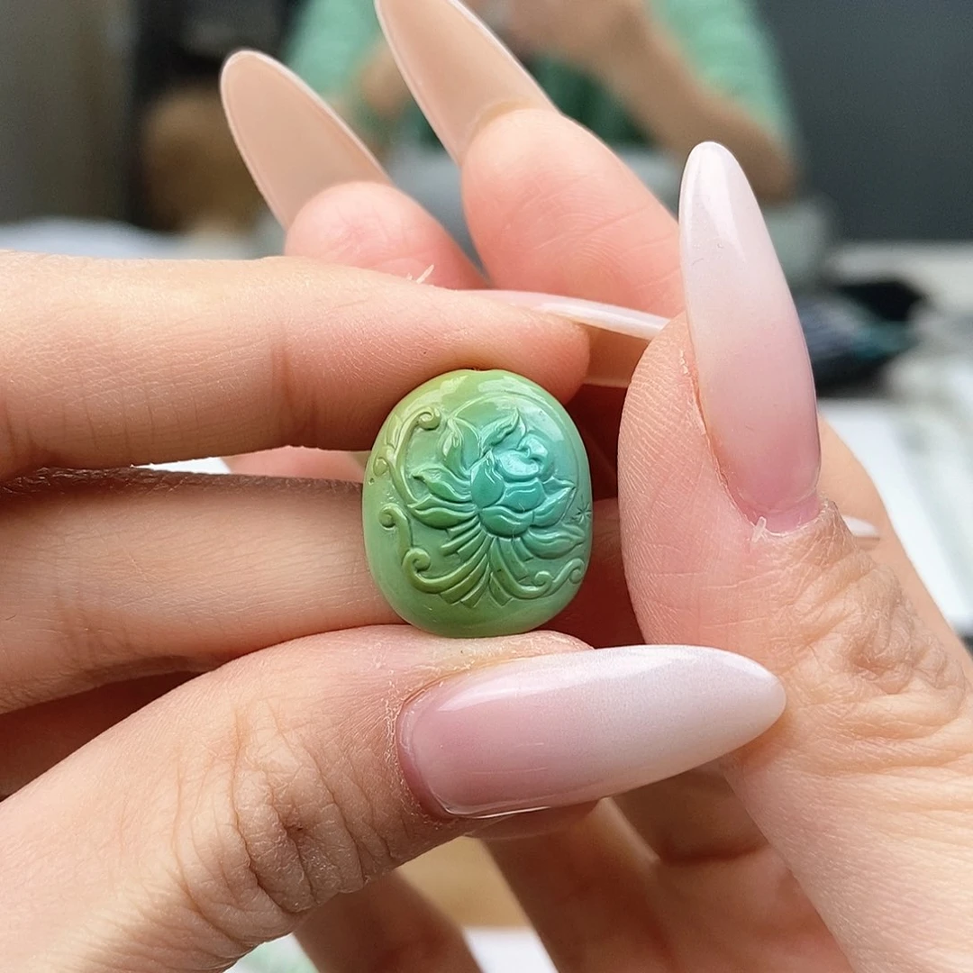 未镶嵌绿松石珠宝奇石
