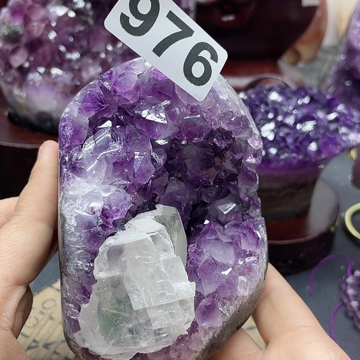 水晶大型摆件（非配饰）未镶嵌