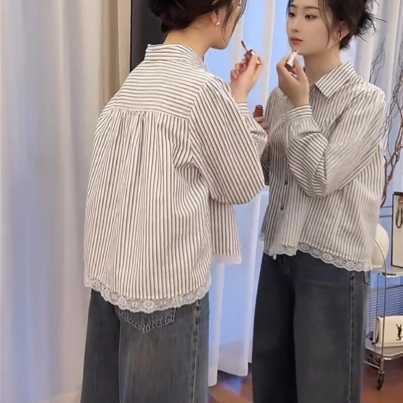 蕾丝拼接条纹衬衫女衬衣春季新款2025韩系超火小衫流行休闲上衣
