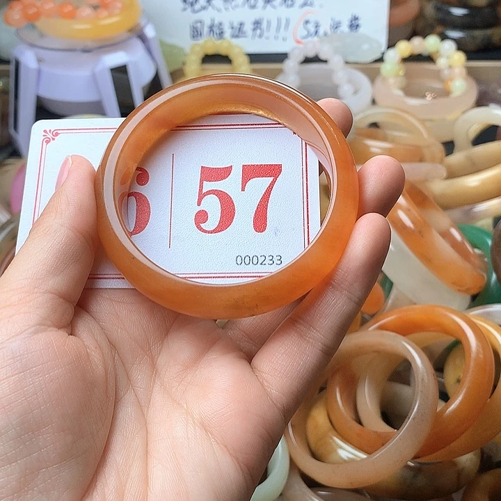 石英质玉（黄龙玉）未镶嵌手镯