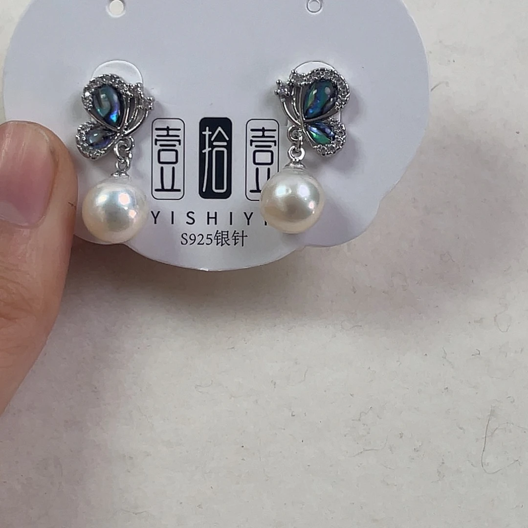 淡水珍珠耳饰未镶嵌