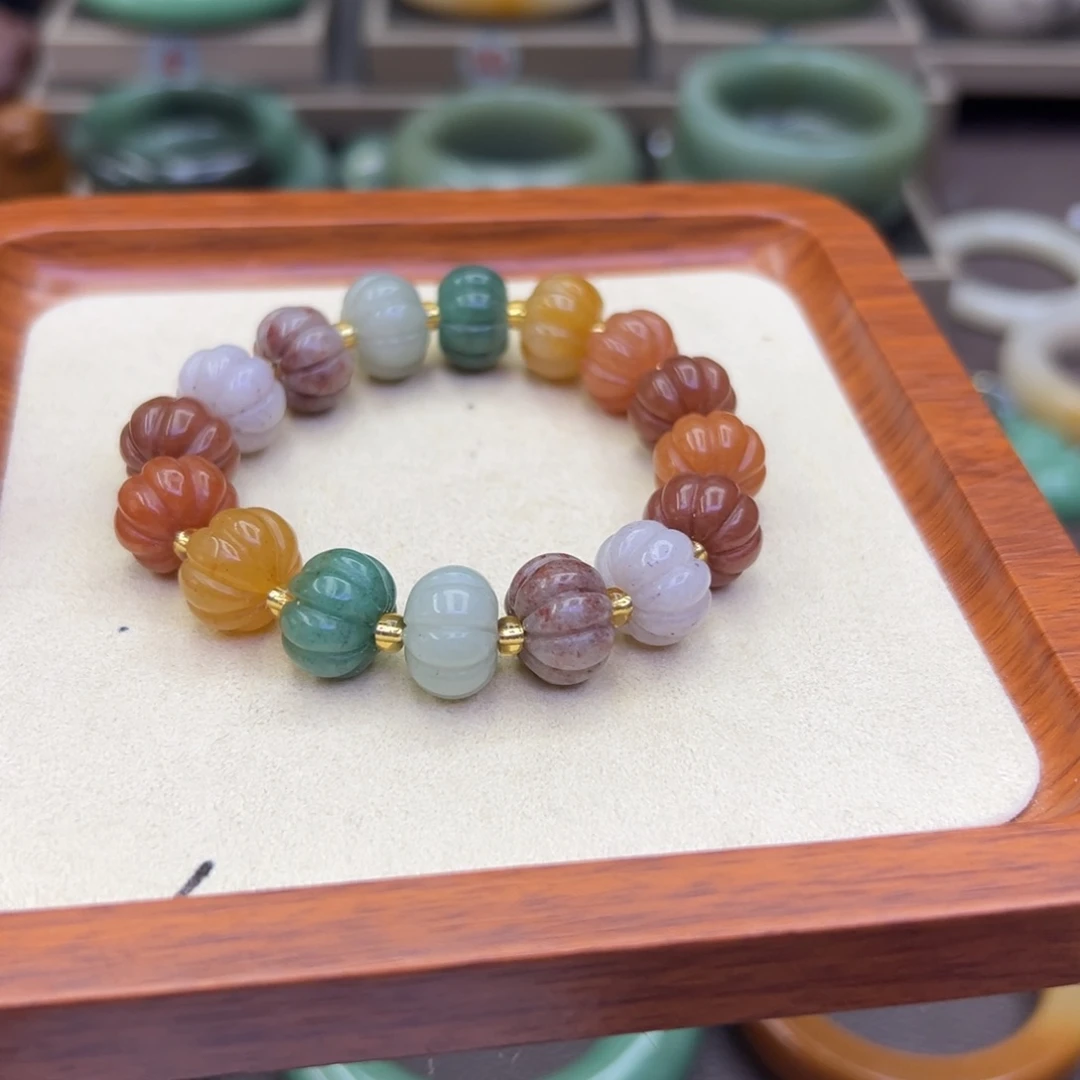 未镶嵌手镯石英岩玉