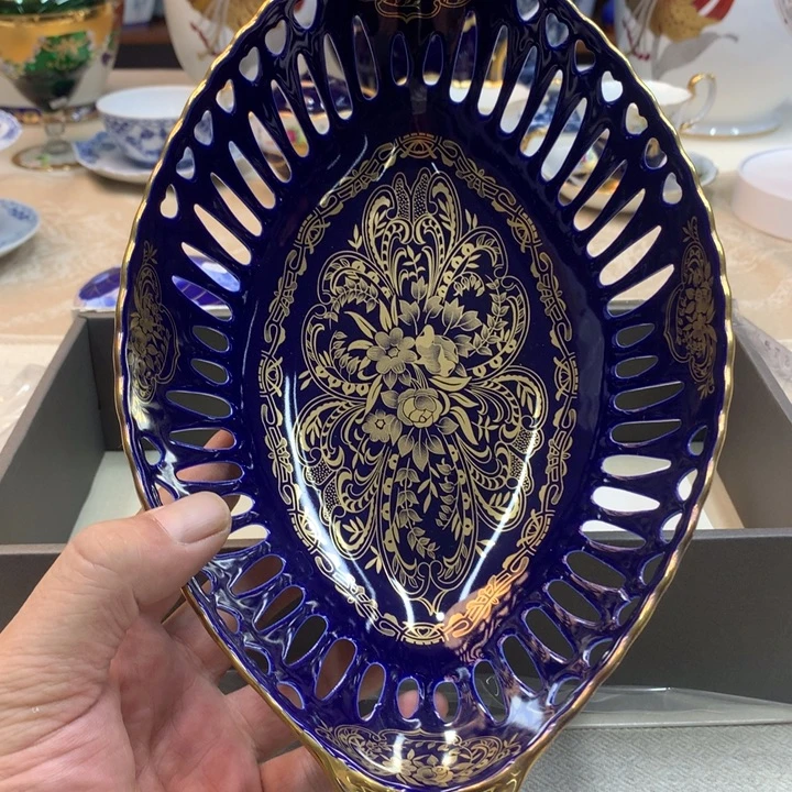紫砂金瓷阁精品瓷器店
