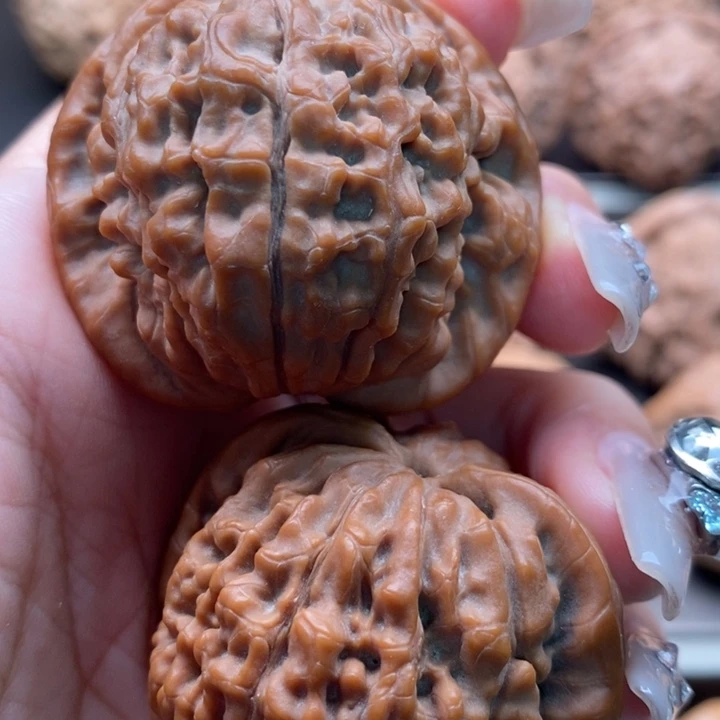 不***爵吊坠文玩核桃莲花