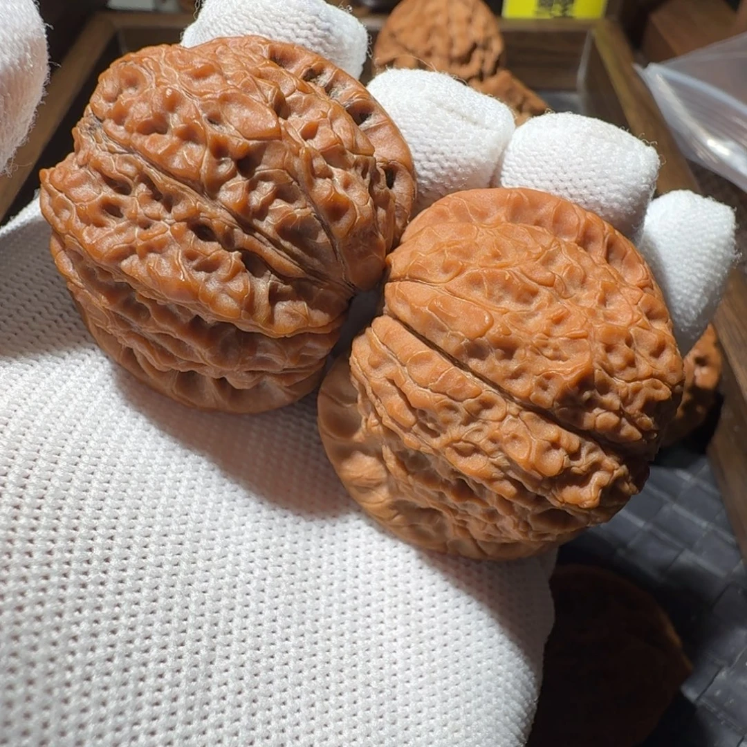 一***9文玩核桃吊坠38全品血麒麟