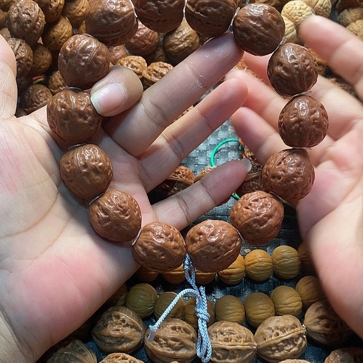 文玩核桃手串桃心