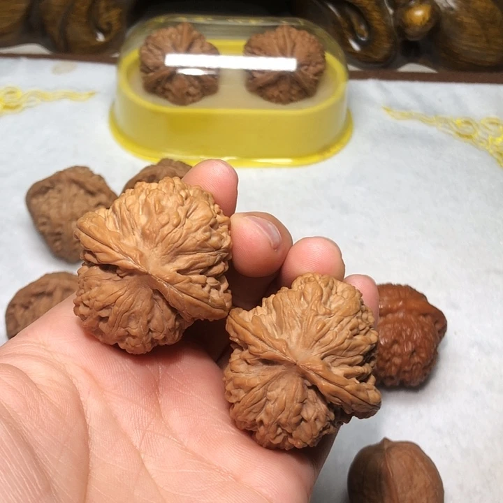 文玩核桃40.5核老闷