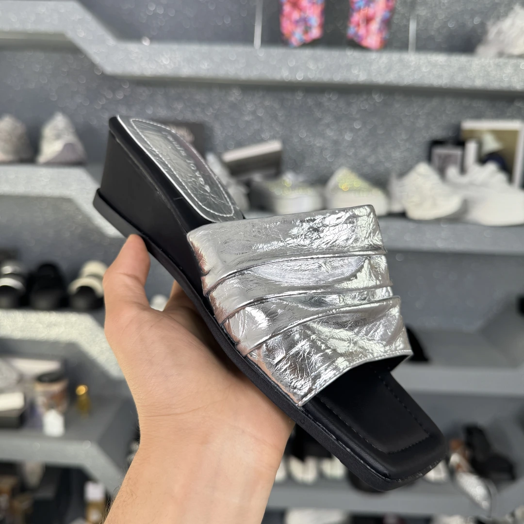 010 厚跟拖鞋女款休闲百搭女士夏季黑色