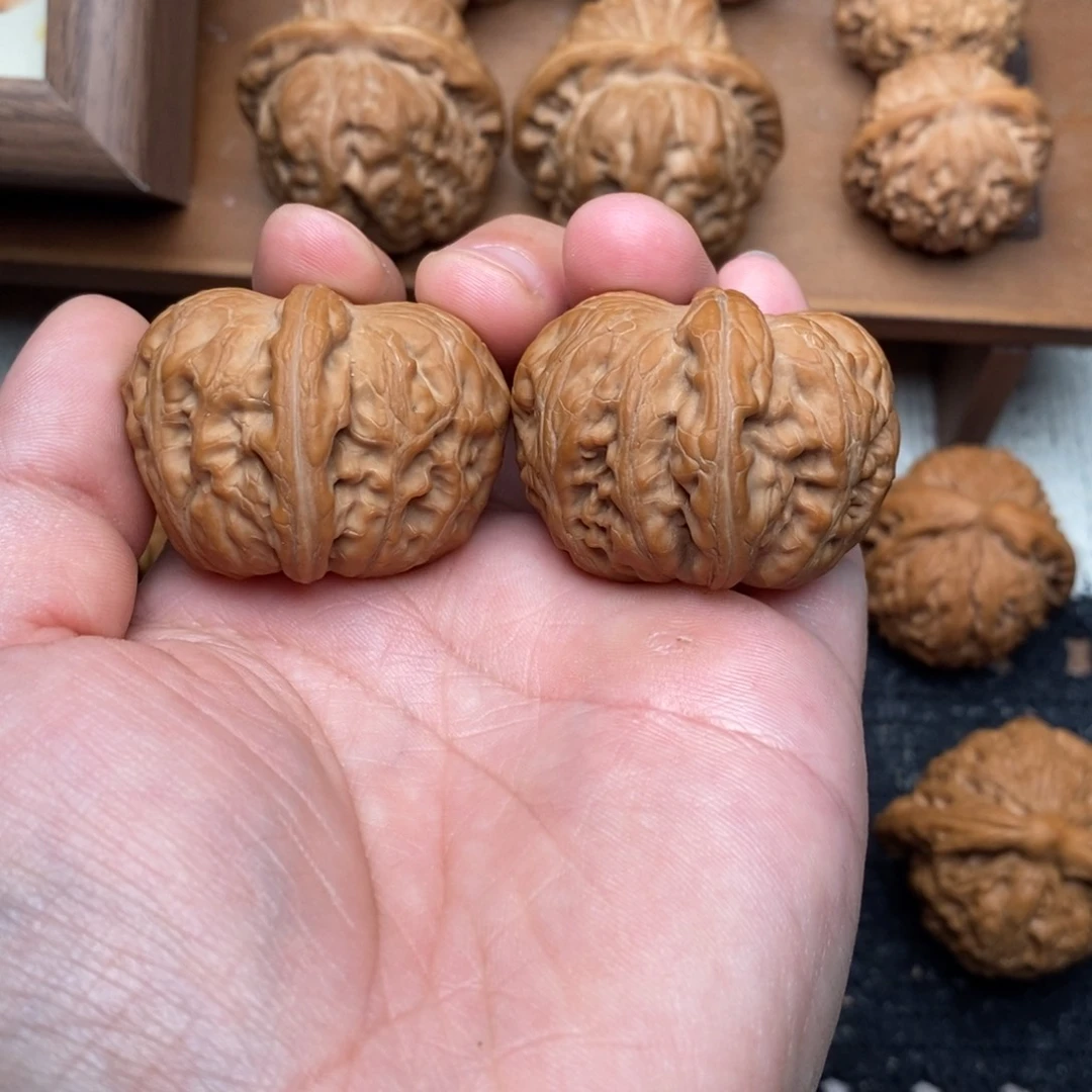 文玩核桃吊坠木*元宝39