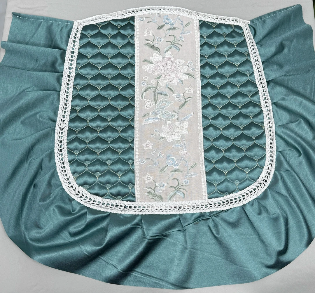 内径48*48天丝贡缎夹棉加厚刺绣防滑餐椅垫