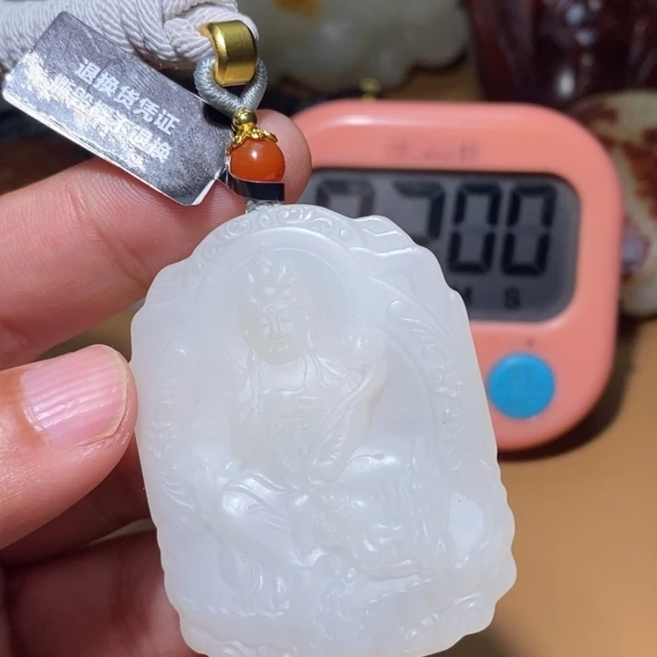 我***界和田玉未镶嵌颈饰