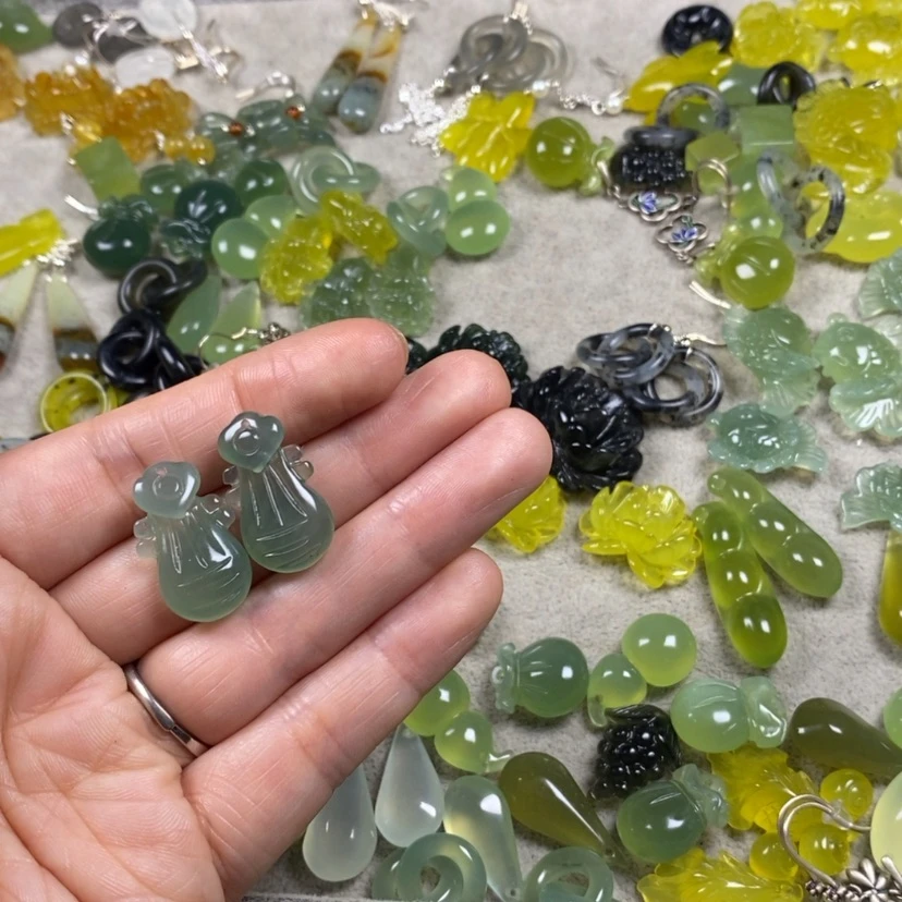 【闪购商品】蛇纹石玉挂件耳饰耳环项链未镶嵌