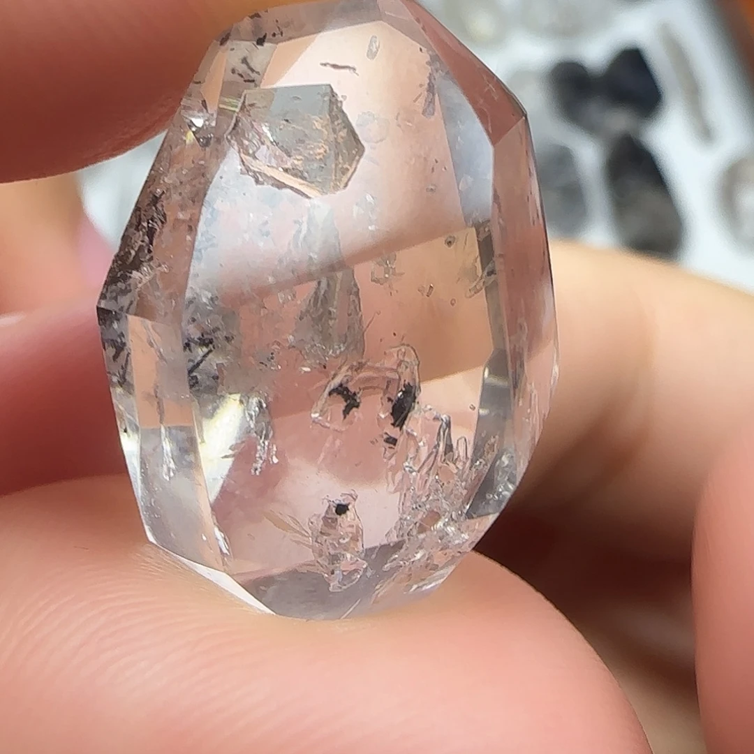 未镶嵌水晶珠宝半成品小流沙爆彩闪灵随形