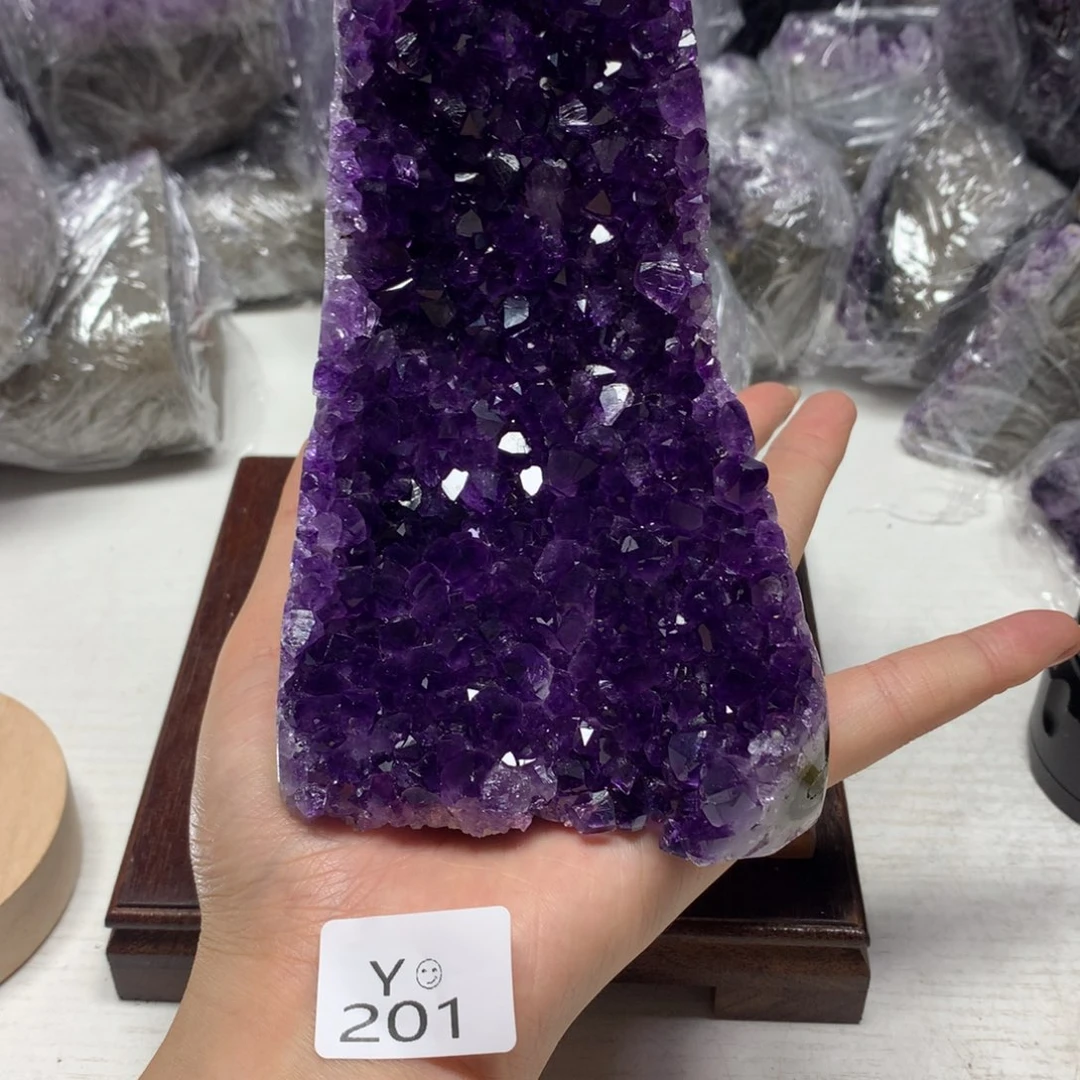 水晶摆件未镶嵌水晶