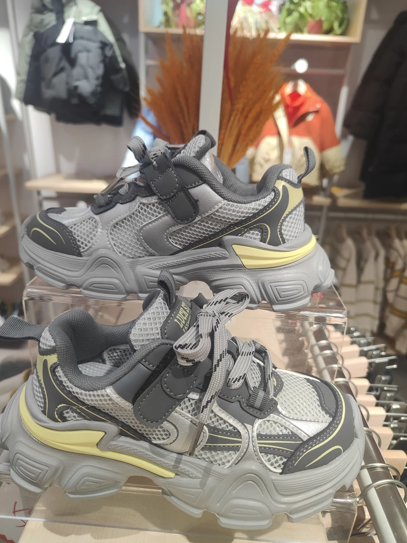 达巴春季新款休闲鞋