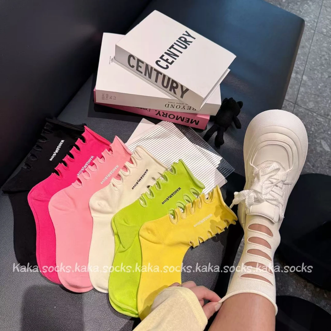 韩版显瘦夏季破洞鱼骨小字母个性洋气多巴胺中筒堆堆袜