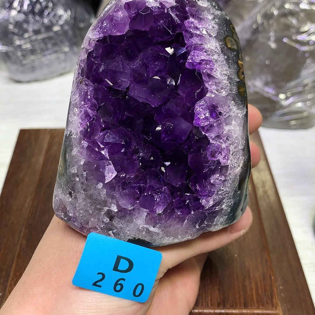 紫晶大型摆件（非配饰）未镶嵌