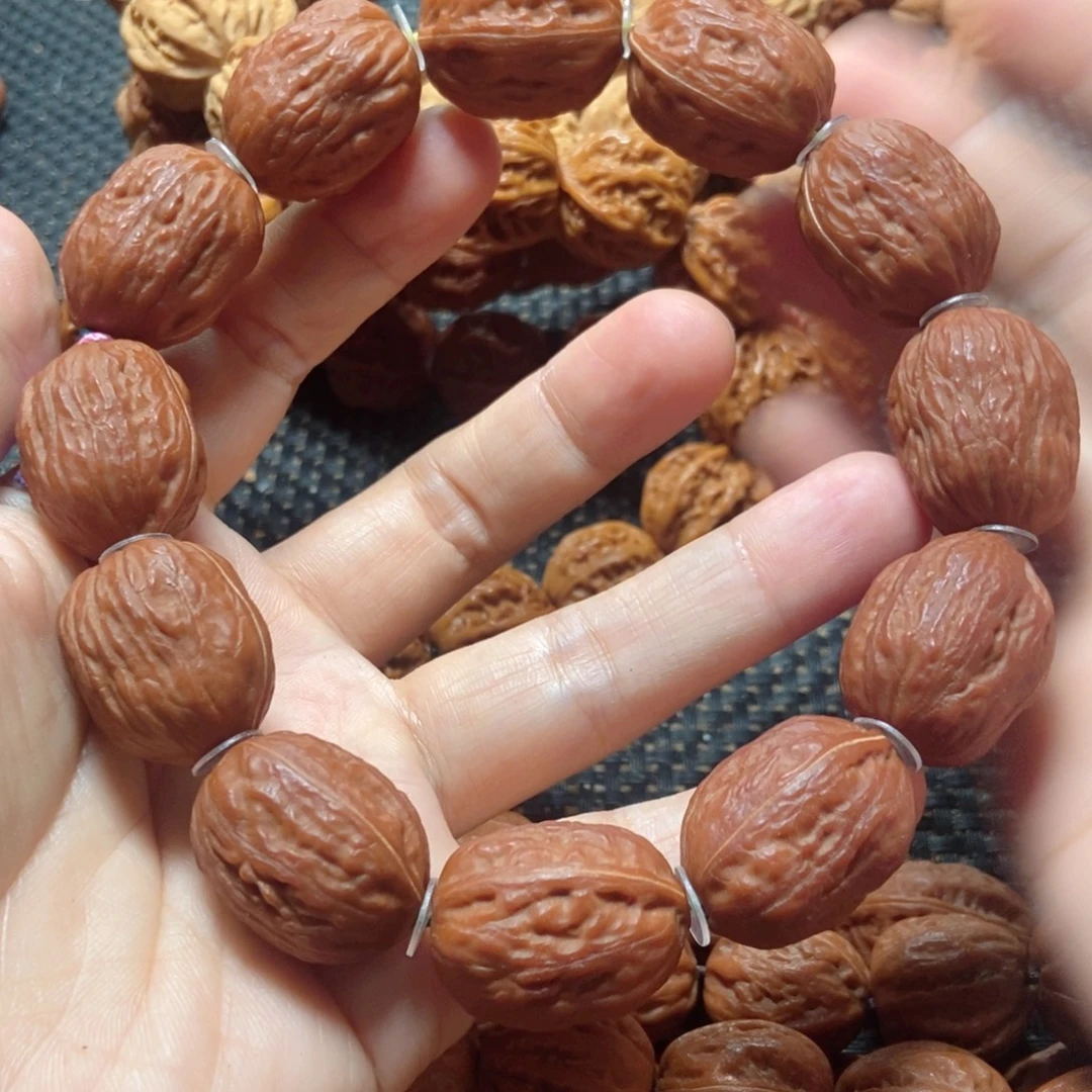 吊坠文玩核桃红皮大枣手串