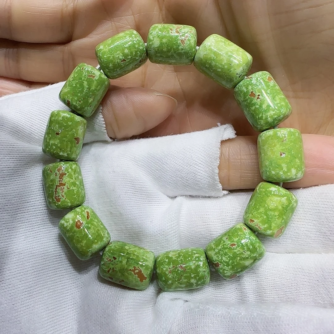 绿松石未镶嵌原矿绿松石