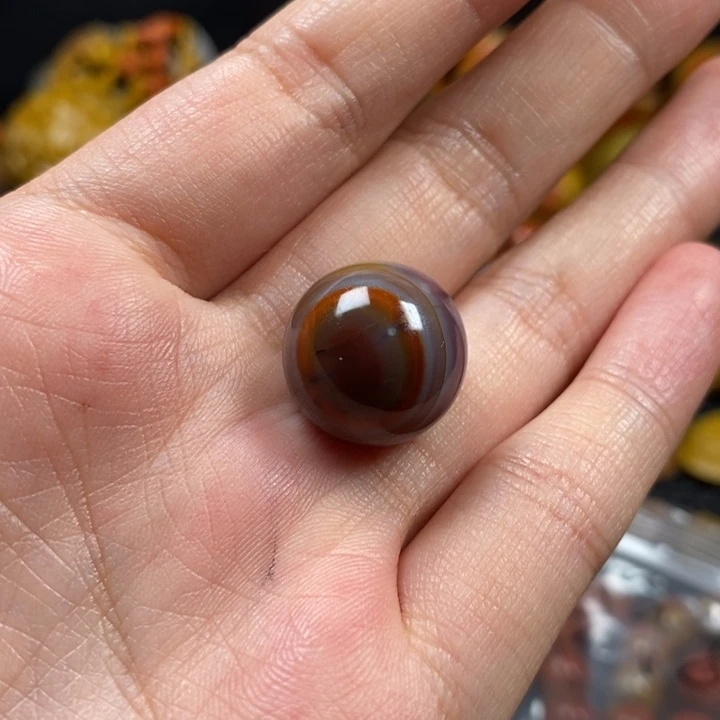 三***子未镶嵌圆珠玛瑙/玉髓