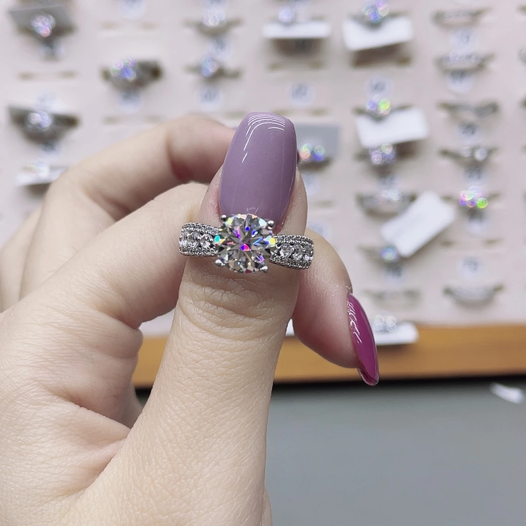 莫桑石非金属圈16。2克拉