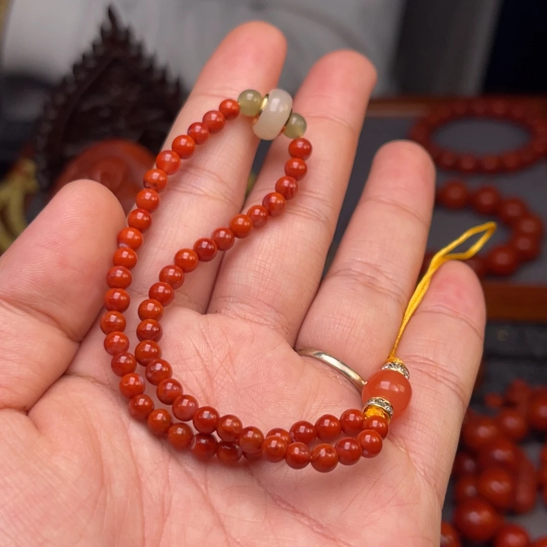 南红玛瑙配饰未镶嵌