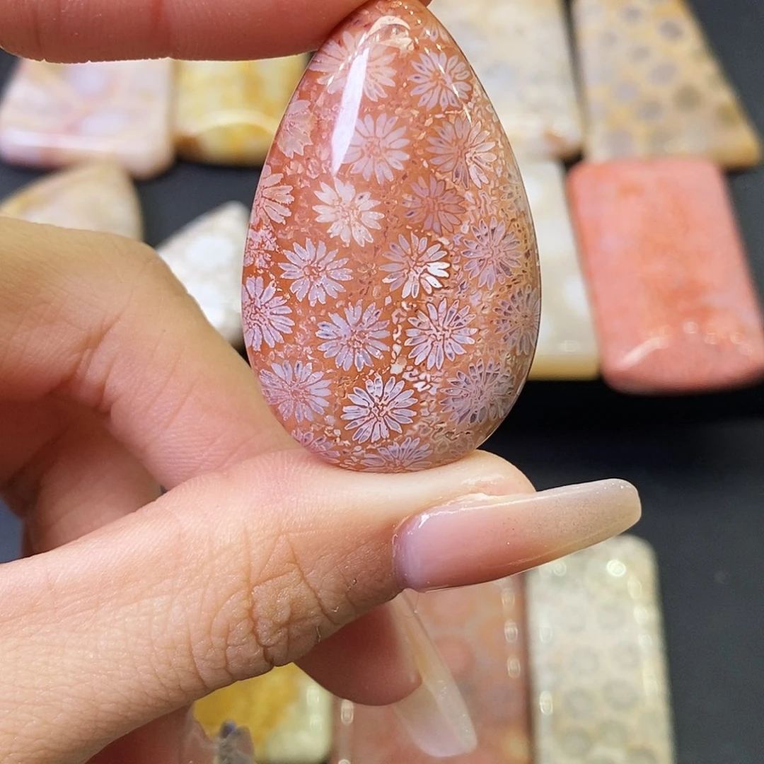 硅化玉颈饰合金?吊坠