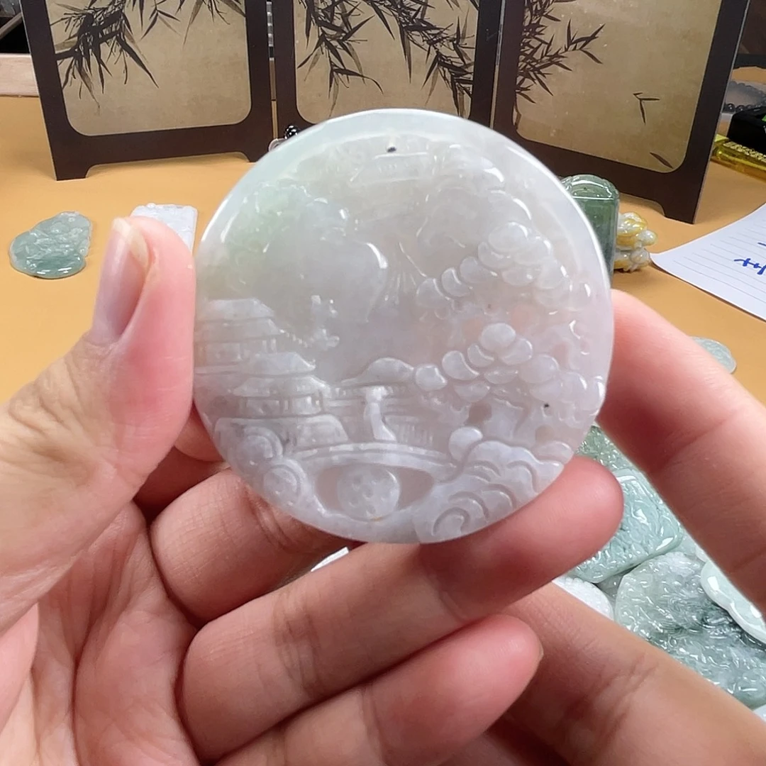 翡翠未镶嵌颈饰翡翠