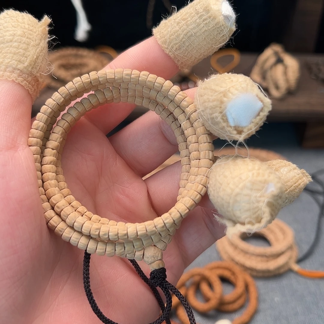 花***利柏香籽/百香籽吊坠