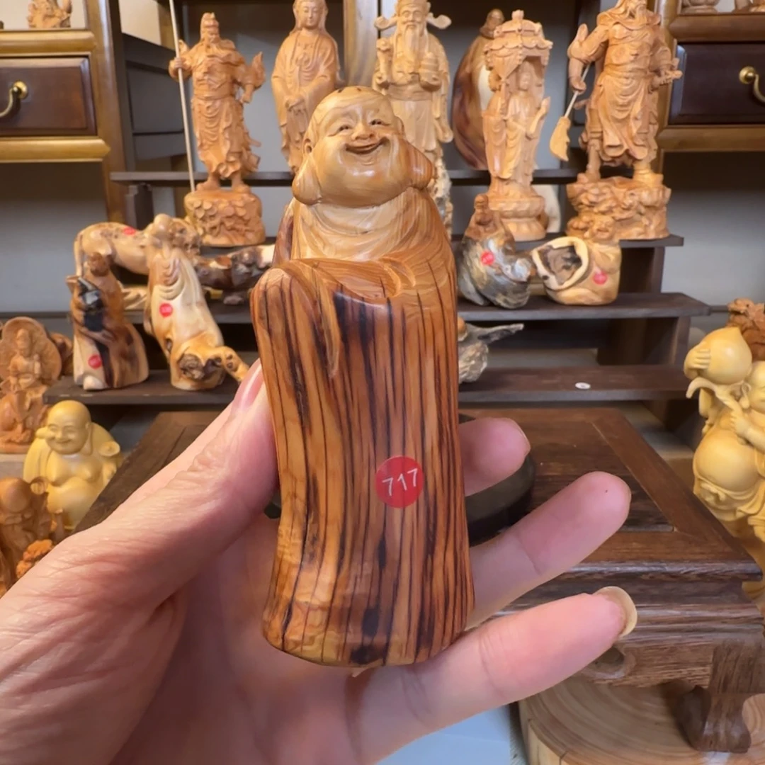 崖柏小木匠艺雕一物一拍