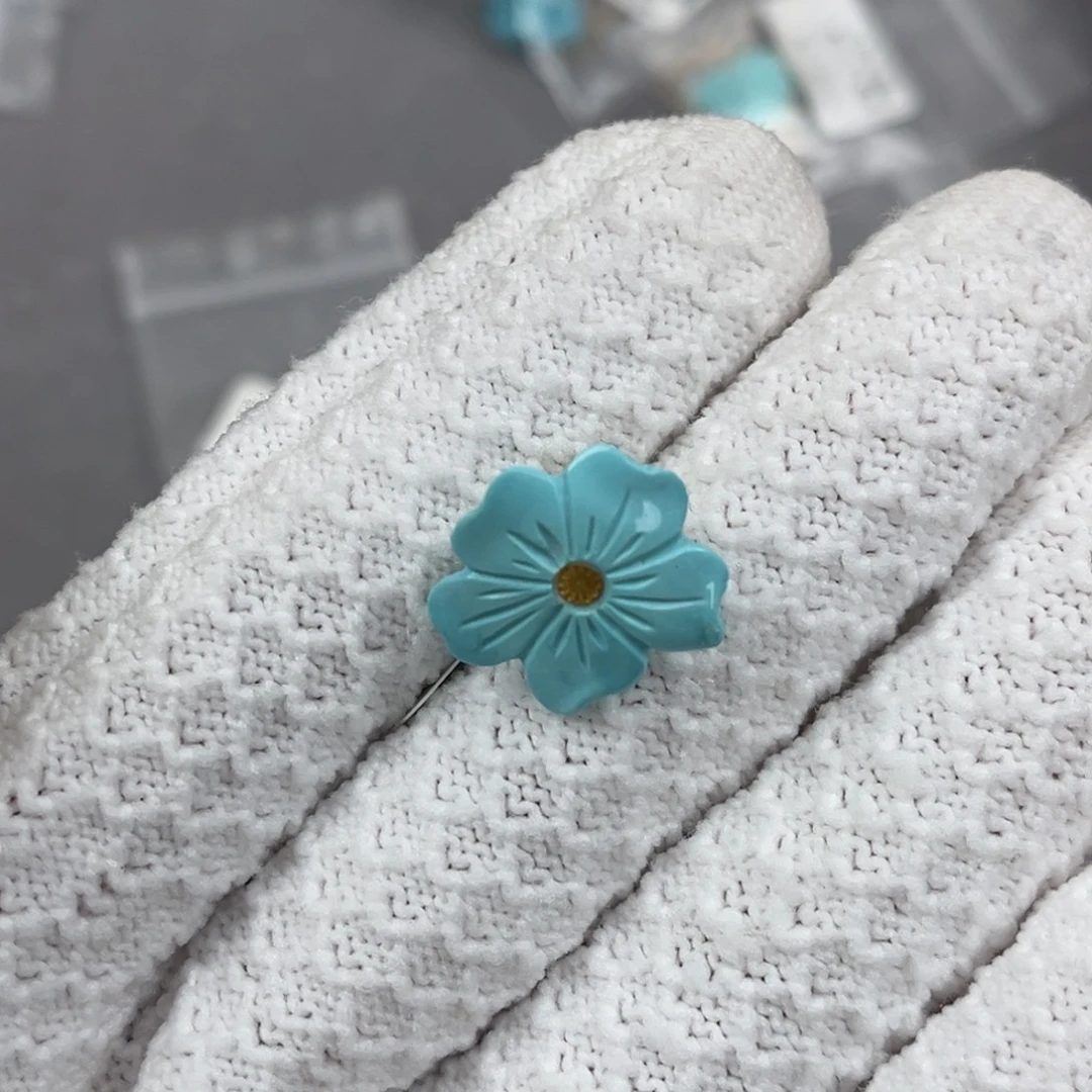 绿松石未镶嵌花卡子