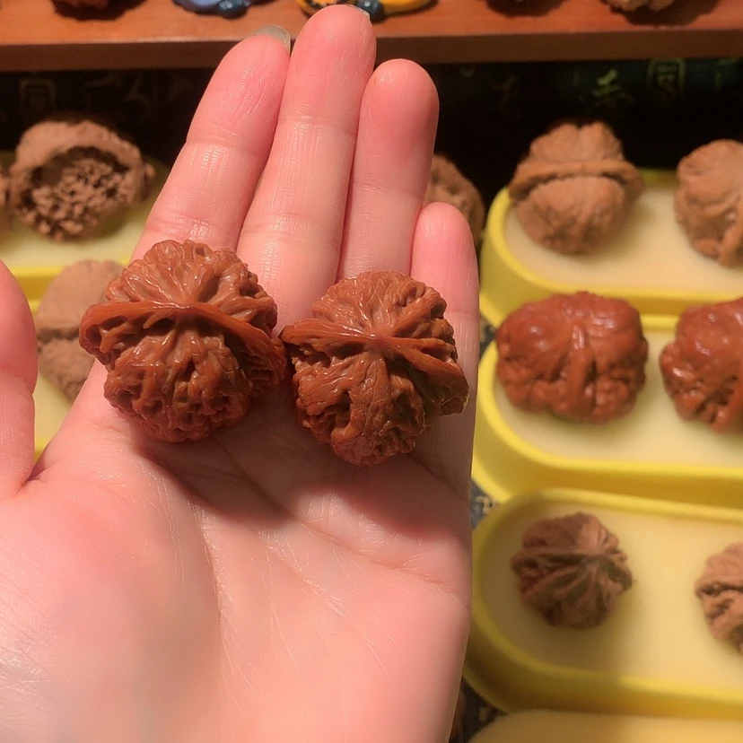 【闪购商品】把件文玩核桃{***}苹果