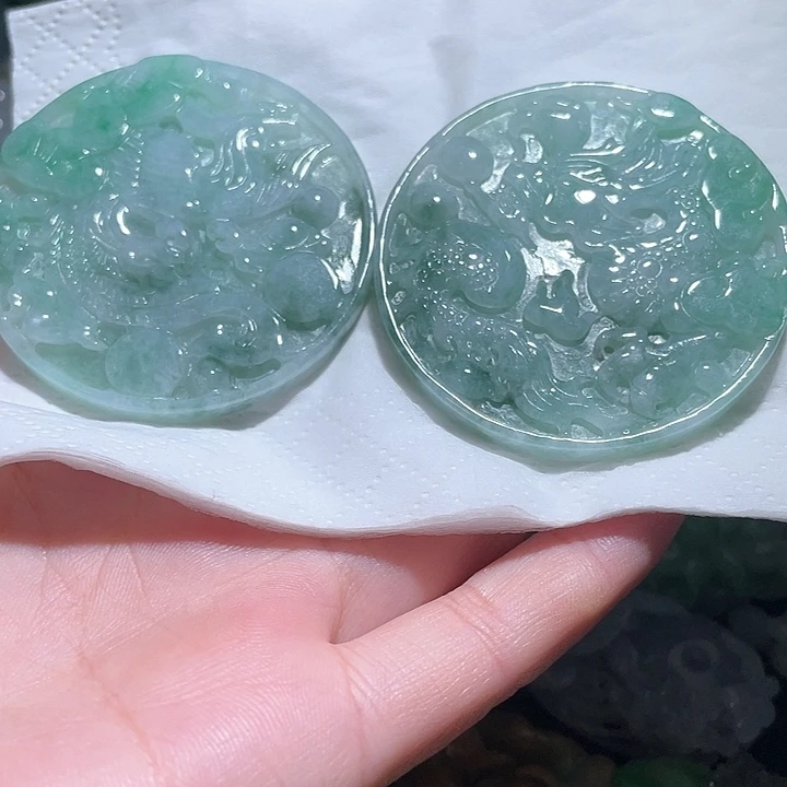 颈饰未镶嵌翡翠天