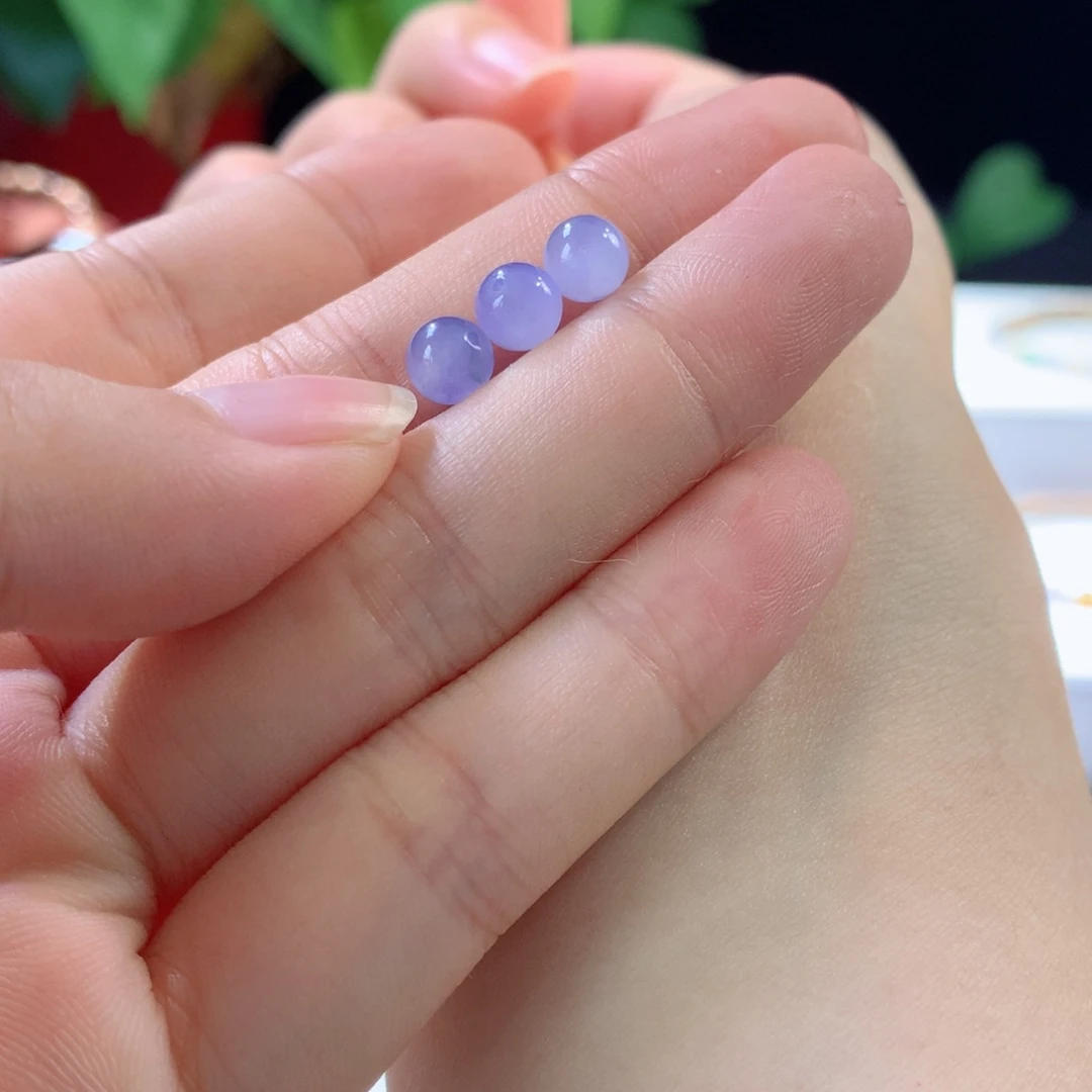 翡翠散珠冰红春卡6尺寸
