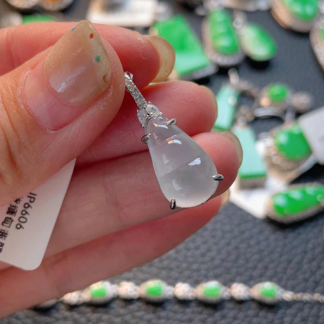 翡翠银S925镶嵌颈饰